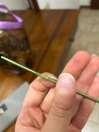 Uncinetto verde 2mm