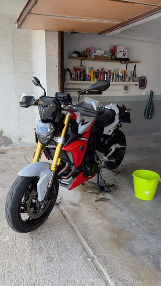 BMW F900R Full Packs + Extras