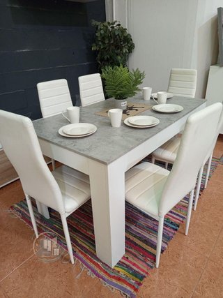 Mesa Extensible + 6 Sillas Polipiel