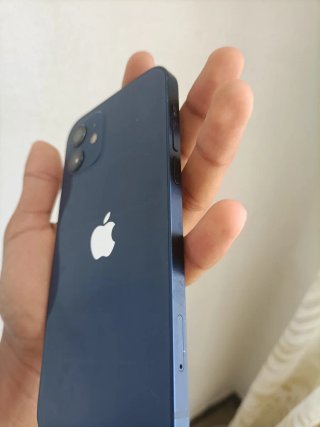 iPhone 12 Azul 64GB - 85% de batería.
