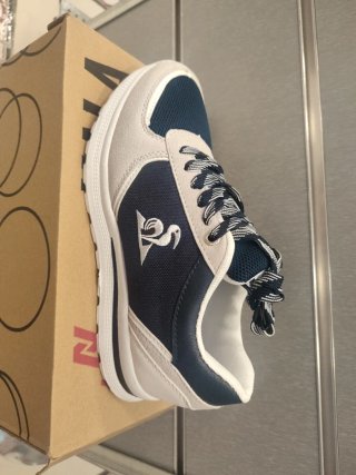 Zapatillas Le Coq Sportif Beige y Azul