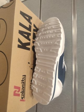 Zapatillas Le Coq Sportif Beige y Azul