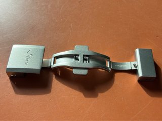 Fibbia Sinn per cinturini 20mm
