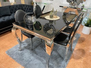 MESA + SILLAS