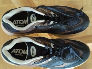 Zapatillas ATOM Talla 44 Azul Navy/Marrón/Beige.
