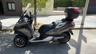 Peugeot Metropolis 400cc 3 Ruedas