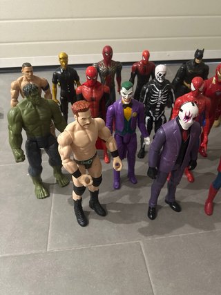 Figuras Superhéroes Marvel y DC