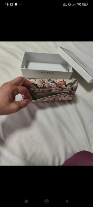 Cartera y monedero Guess floral multicolor