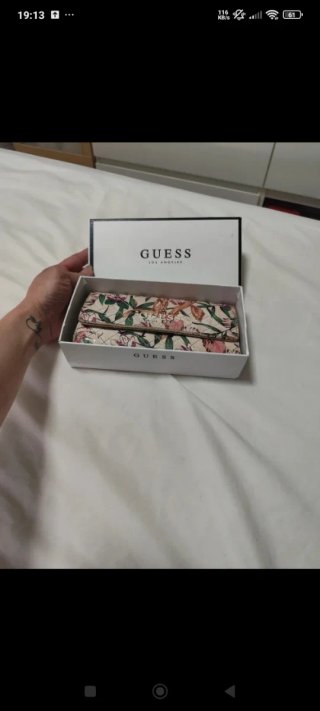Cartera y monedero Guess floral multicolor