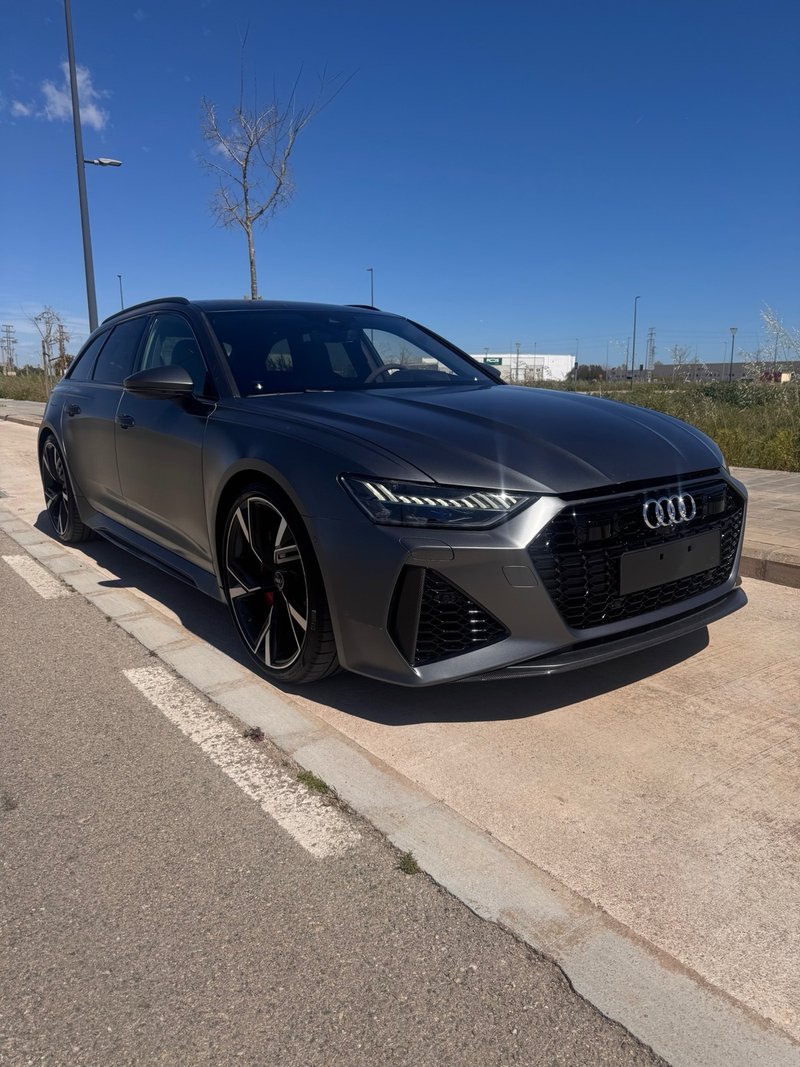 Audi RS6 2020 - foto 1