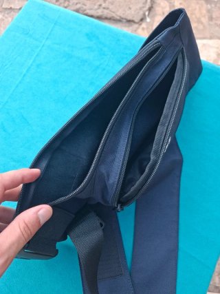 Invicta marsupio nero 2tasche zip+cintura regolabi