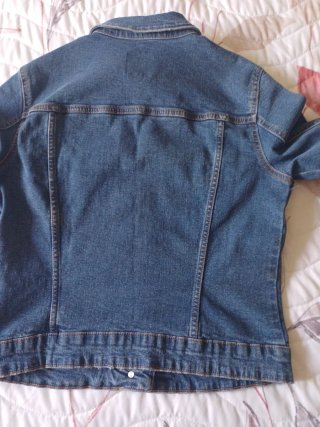 Cazadora vaquera Bershka azul