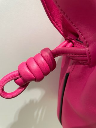Bolso Loewe Flamenco Knot Pequeño Rosa