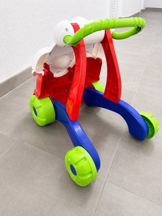 Andador primeros pasos Chicco con actividades
