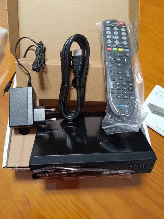 Decodificador FREESAT V8 X-II HD