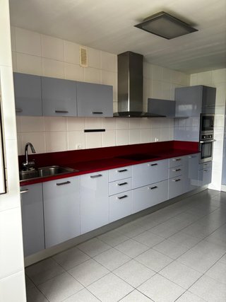 Cocina Completa Gris y Roja