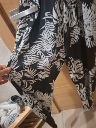 Mono largo estampado hojas Zara Trafaluc talla L