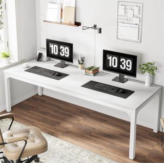 Mesa de oficina grande blanca