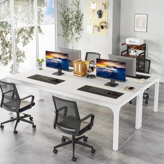 Mesa de oficina grande blanca