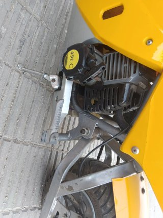 Mine moto de carrera