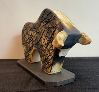 Escultura Toro Ibérico Cerámica