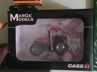 Tractor Case a escala 1:32