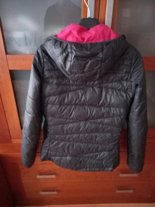 Cazadora Decathlon rosa talla M