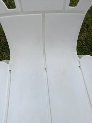 Sillas de Plástico  Lote 2 x 3€