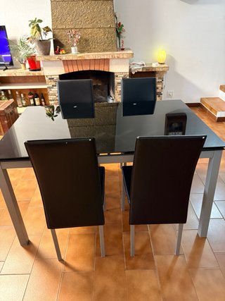 Mesa de comedor cristal y metal