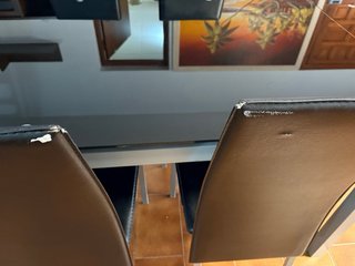 Mesa de comedor cristal y metal