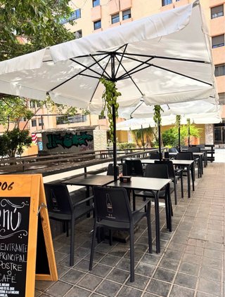 Se traspasa restaurante