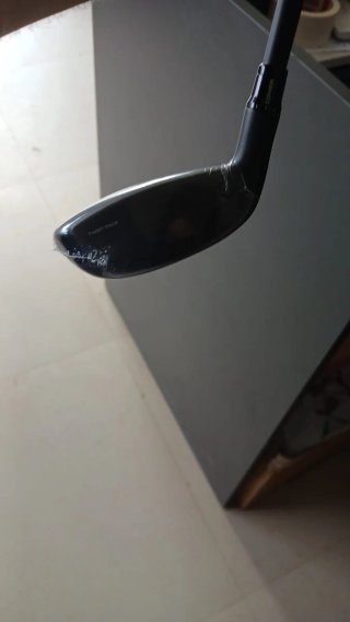 Híbrido Taylormade Qi4D KBS 65 R