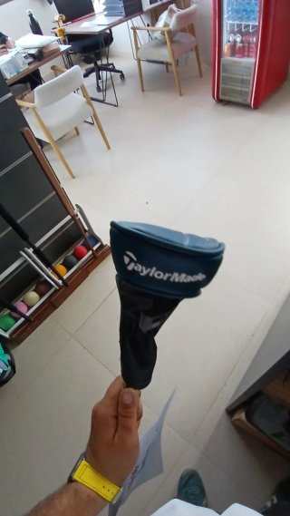 Híbrido Taylormade Qi4D KBS 65 R
