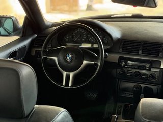 BMW Serie 3 2004 automatico 2.0cc gasolina