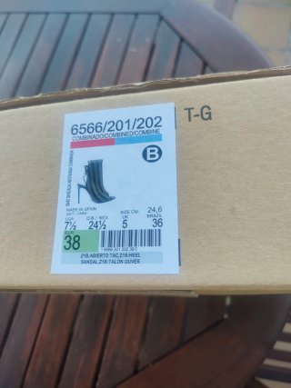 Zara Sandalias Tacón Abierto Negro T.38