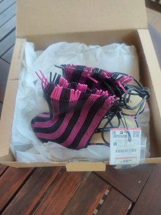 Zara Sandalias Tacón Abierto Negro T.38