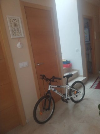 Bicicleta infantil Rockrider casi nueva