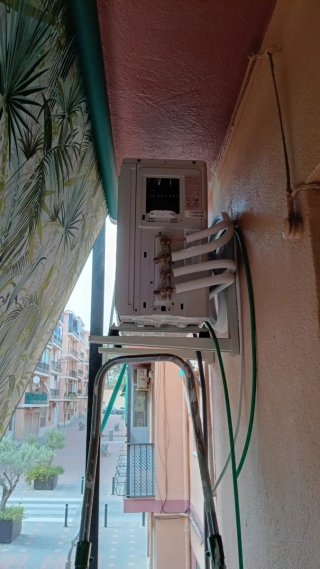 Reparación e instalación de aíre acondicionado