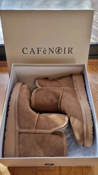 Botines marrones de ante con forro de borreguito