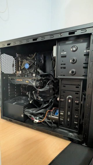 Torre PC Sobremesa