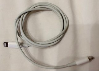 Cable (Original de Apple)