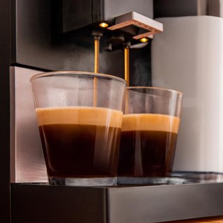 Cafetera Cecotec Cremmaet Compact Wifi