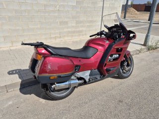 Honda ST 1100 Pan European Roja