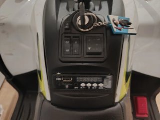 Quad eléctrico infantil