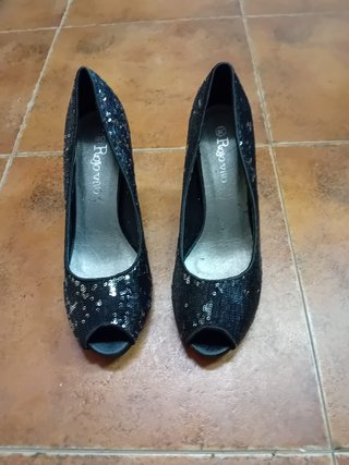 Zapatos fiesta tacón negro con lentejuelas