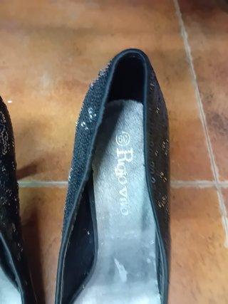Zapatos fiesta tacón negro con lentejuelas