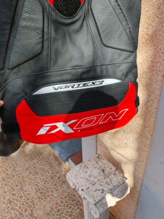 Chaqueta Ixon Vortex 3 Moto