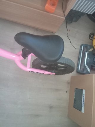 Bici de equilibrio rosa Sawyer