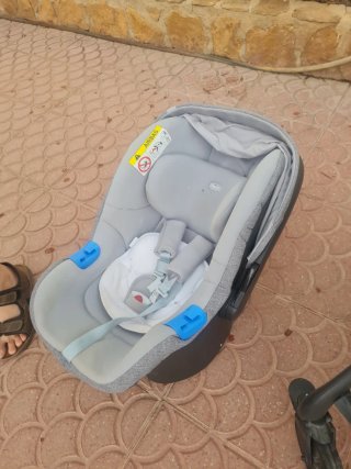 Carrito bebé Chicco con accesorios