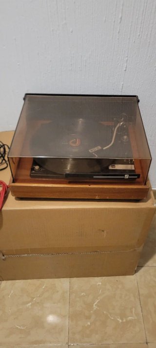 Tocadiscos DUAL 1235
